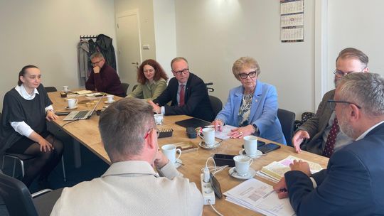 Media polonijne w trudnej sytuacji – spotkanie z Biurem Polonii w Senacie