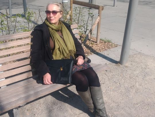 Leokadia Komaiszko (Belgia)  —  Pamięć niesiona w torebce.